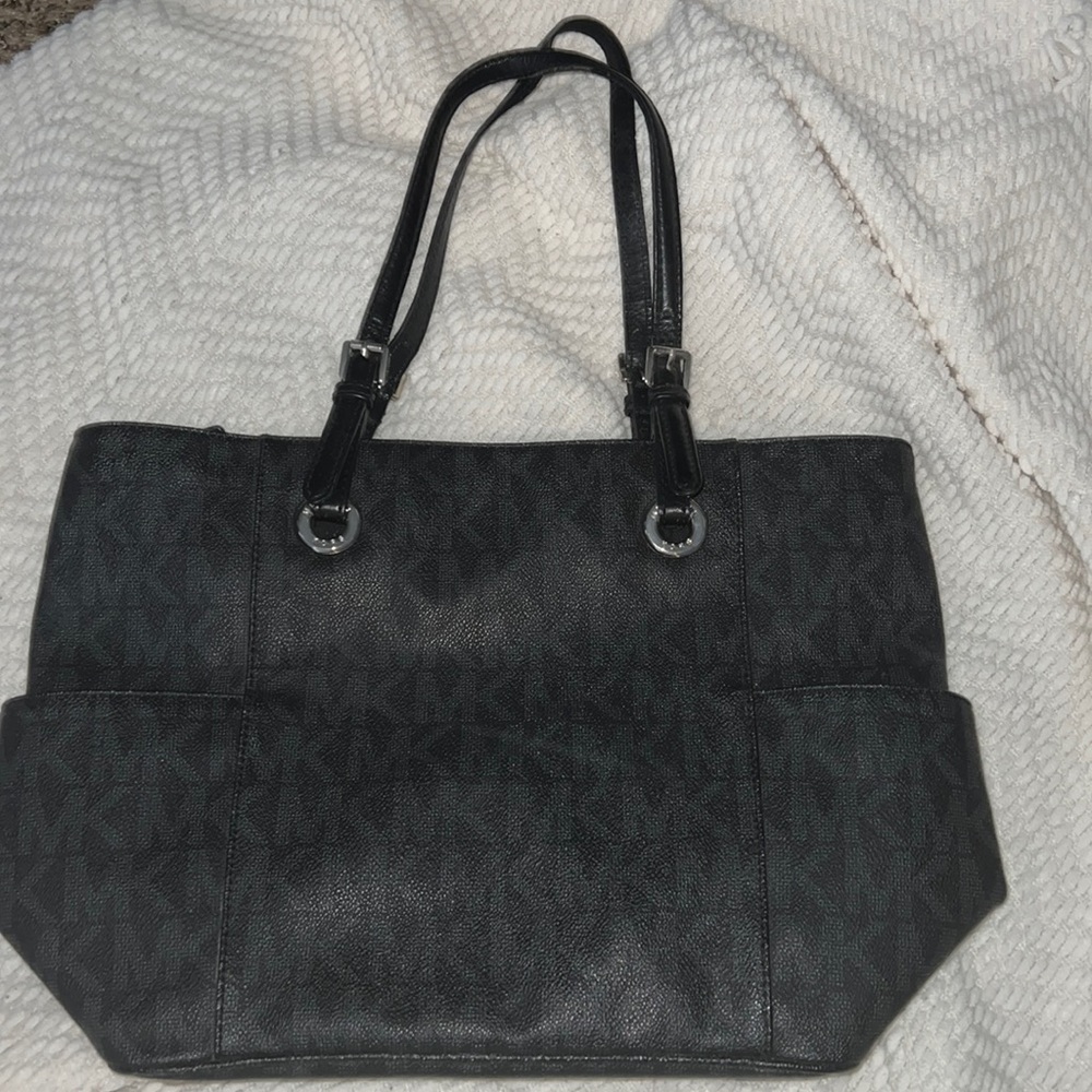 Black Michael Kors Tote